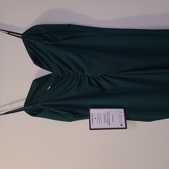 Emerald Sundae Green Asymmetrical Ruched Maxi Dress - Picture 5 of 9